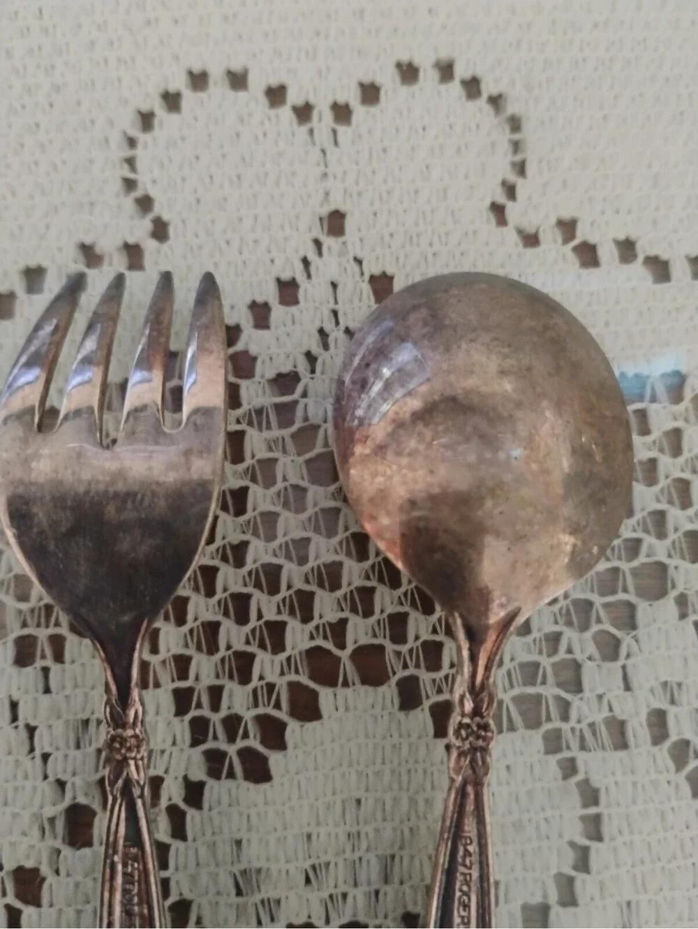 Vintage 1847 Rogers Bros IS Silver Plated Serving Fork & Spoon Set Floral Handle